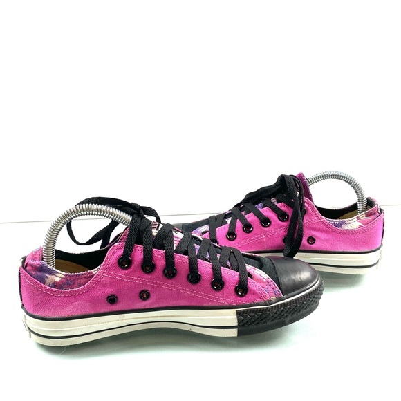 Converse - Picture 5 of 9